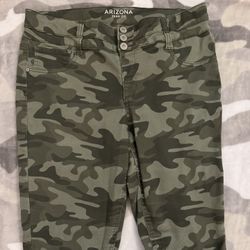 Arizona Camo Skinny Jeans (18 1/2 plus)