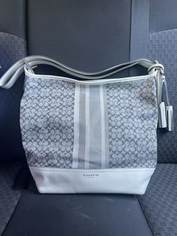 COACH 19918 LEGACY SIGNATURE STRIPE DUFFLE BAG for Sale in Vc