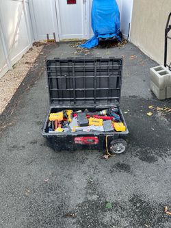 Husky 25 Gallon Tool Box with 100’s of Tools
