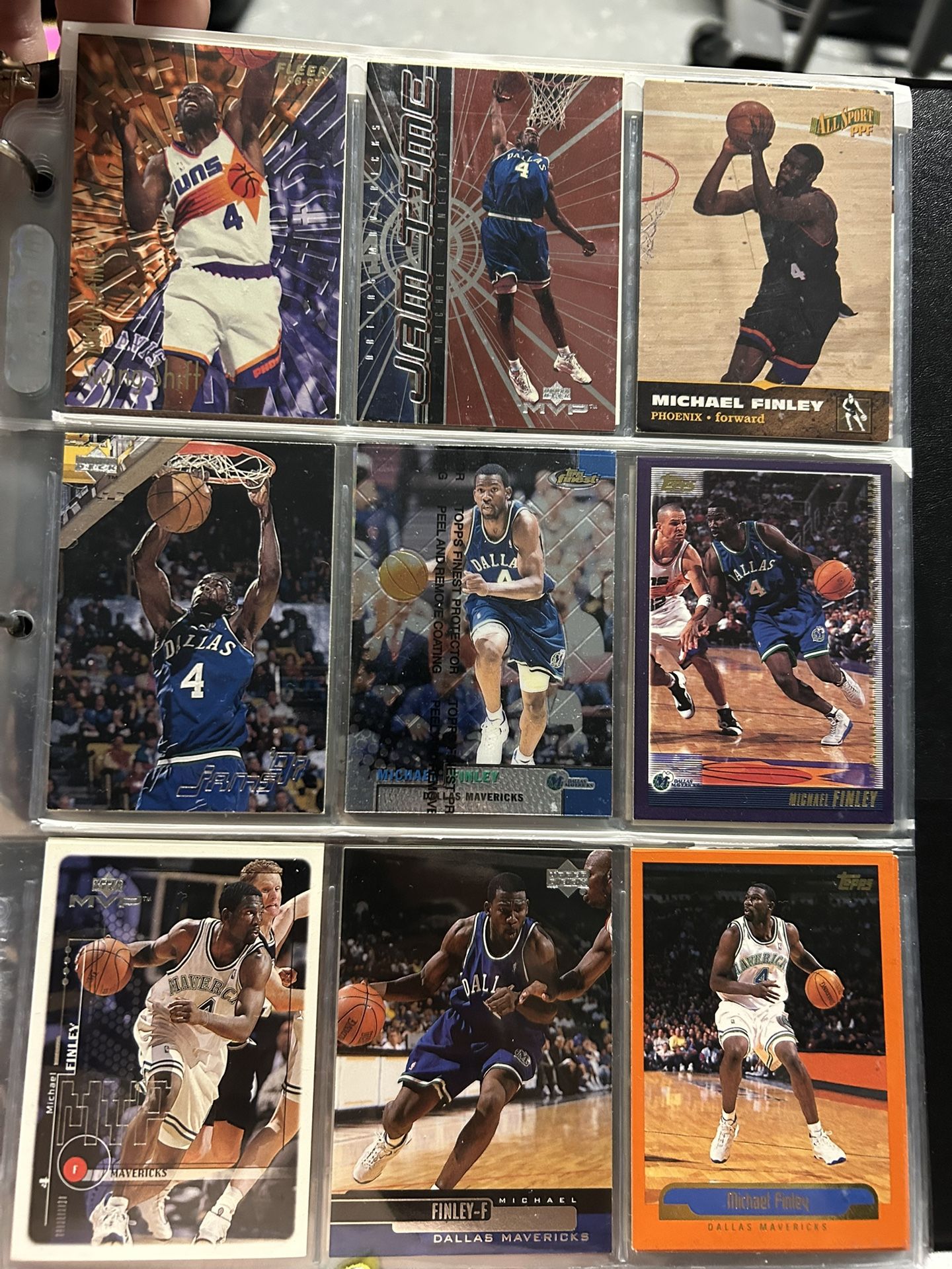 Michael Finley Basketball Card Lot Of 12 Cards