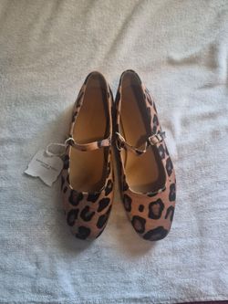 American Eagle  Animal Print Flats.