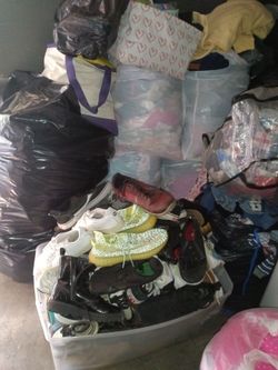 Shoe's baby and girl and boy and women clothes $200 for all