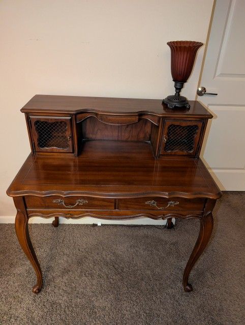 Hammary Louis XV French Writing Desk