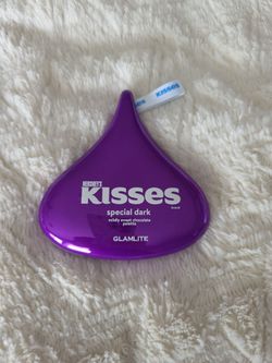 Hershey kiss glamlite shadow palette