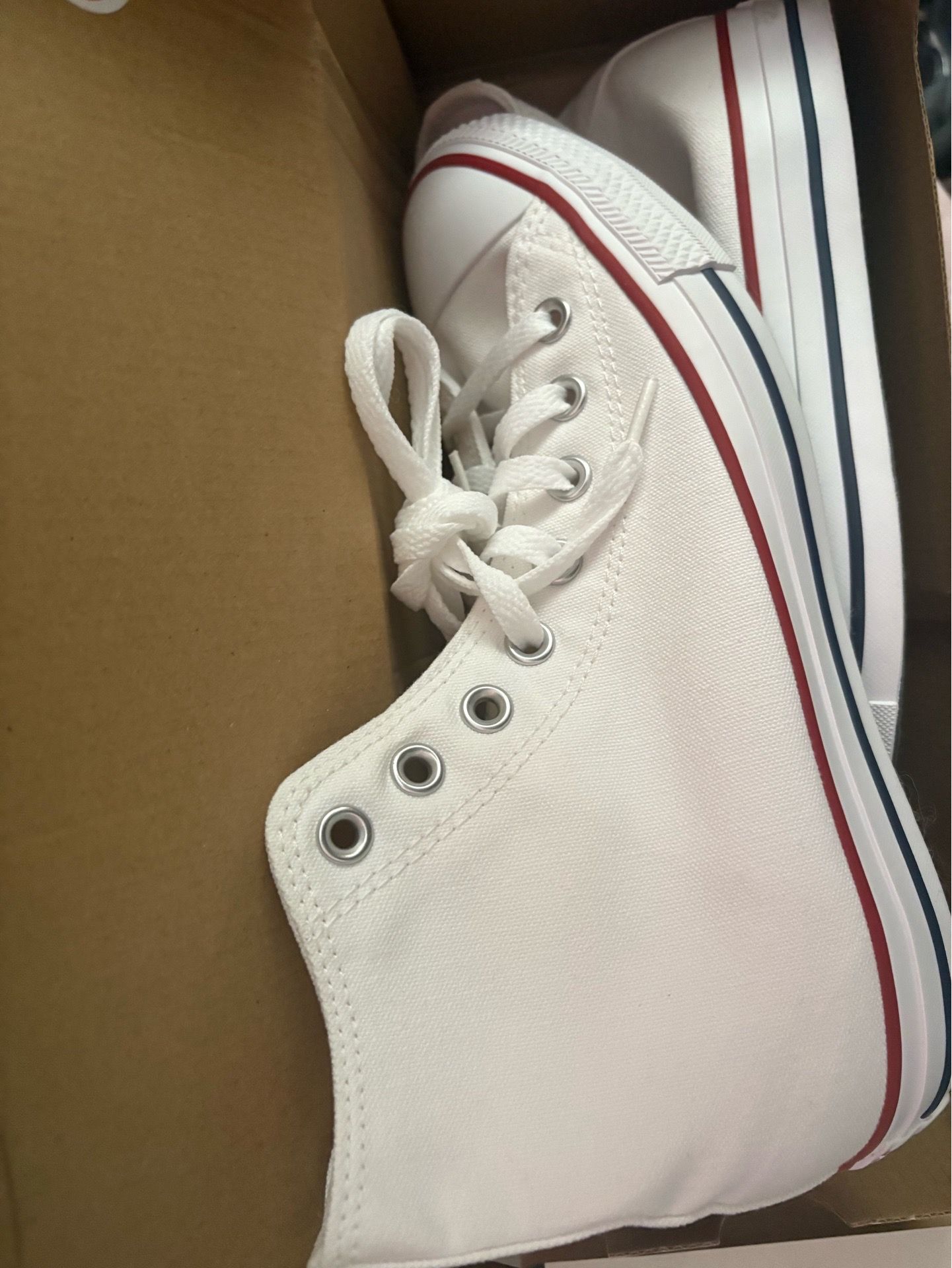 White converse