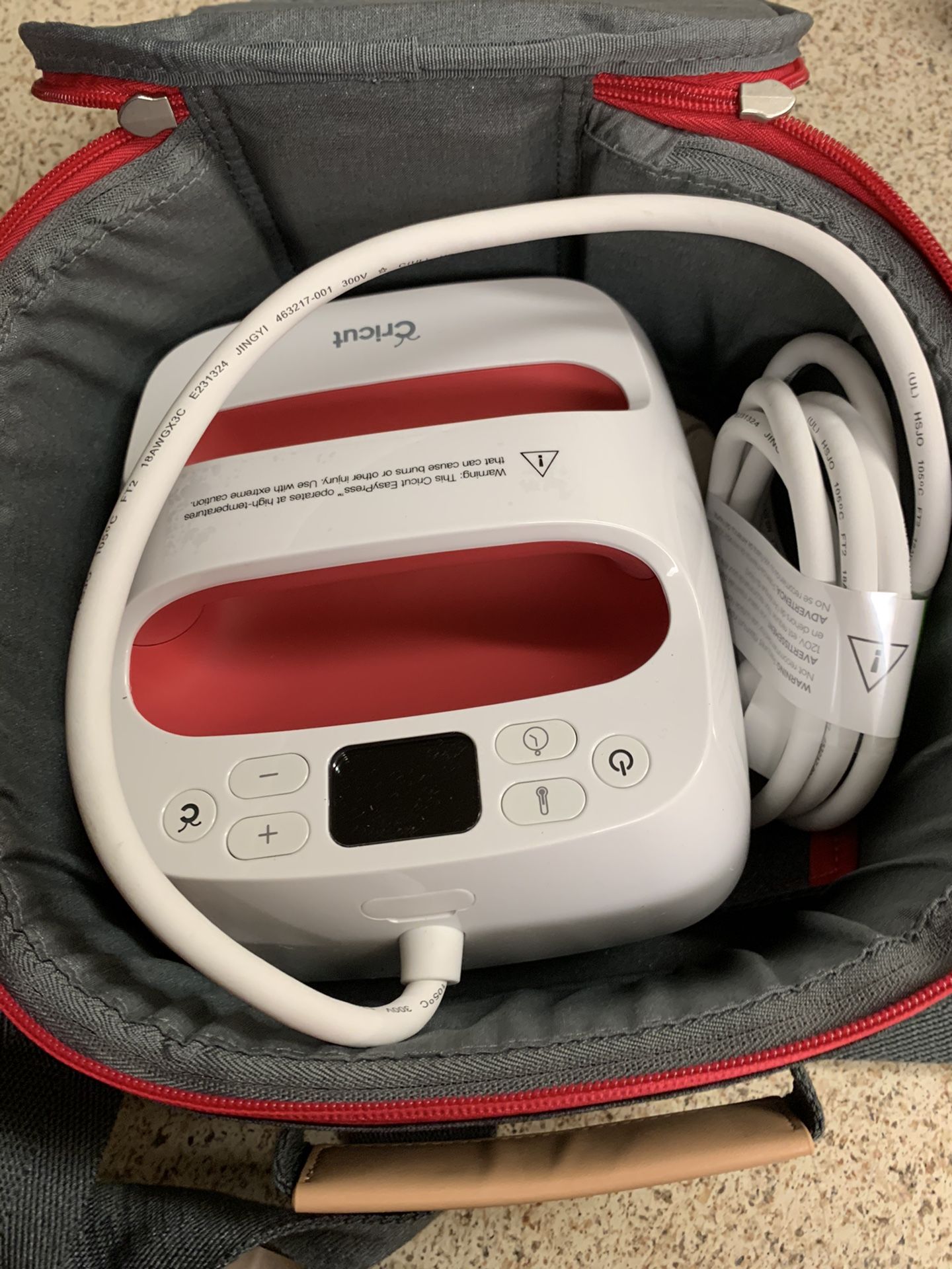 Cricut heat press BRAND NEW