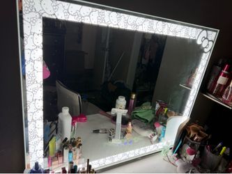 Hello kitty LED MIRROR