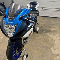 MUST GO!! 2011 GSX-R 750 MUST GO!! 6k OBO