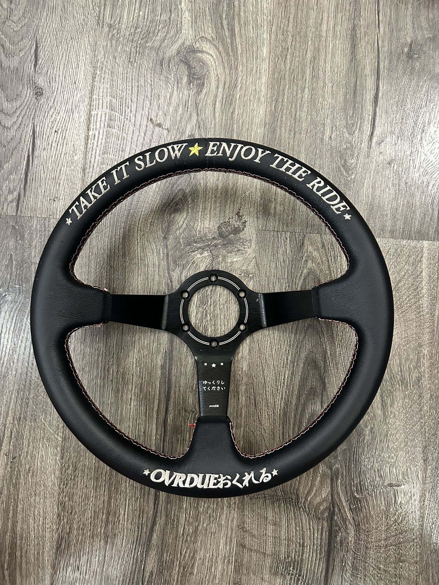 Ovrdue YUKKURI Steering Wheel W/ Horn Button