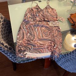Size Large Crop Top And Skirt Set