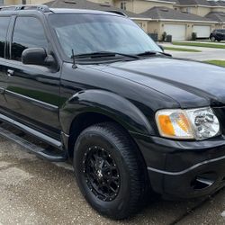 2004 Ford Explorer Sport Trac XLT