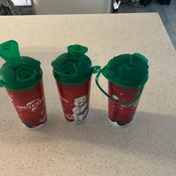 Universal Orlando Refillable Cups- Holiday 2025 With Lids