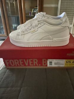 Puma Court Sneakers Women's Size 6