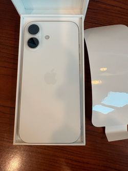 iPhone 17 unlcoked new open box