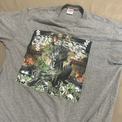 Supreme Tee Size Large