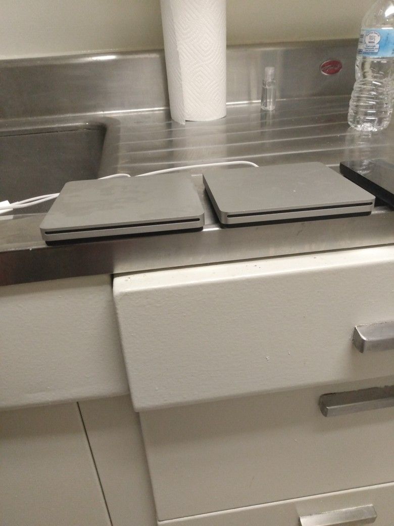 Disc Drives Apple And Dell