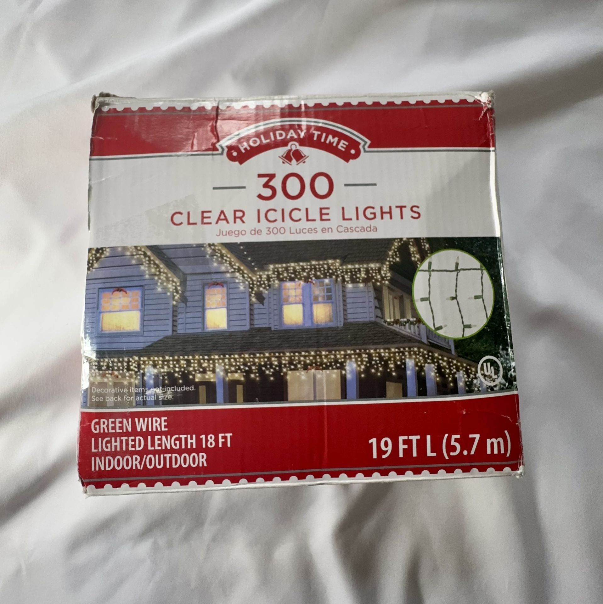 Holiday Time 300 Clear Icicle Lights Green Wire Indoor Outdoor 19ft Length