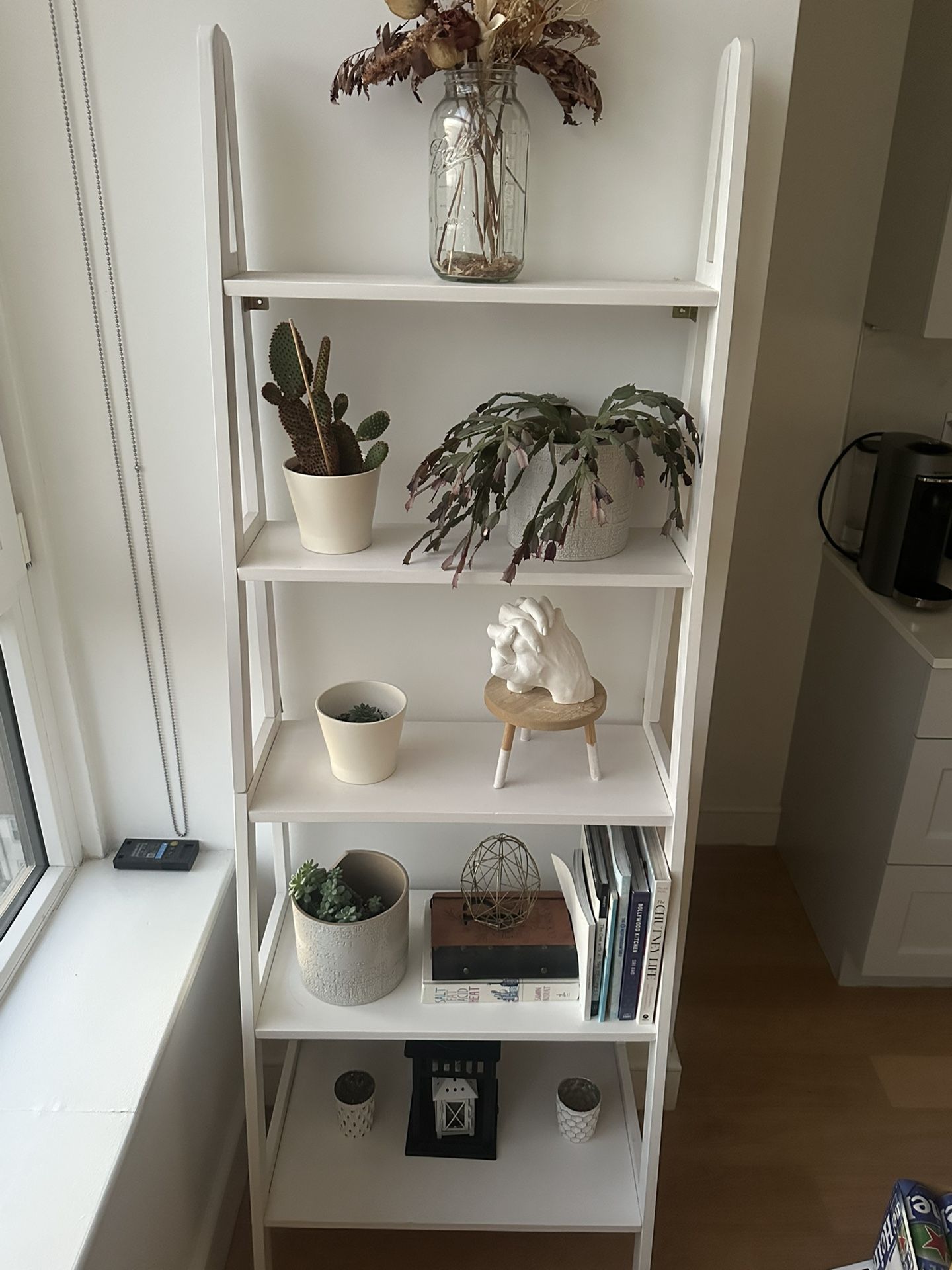 *MUST GO* White Shelf/Bookcase