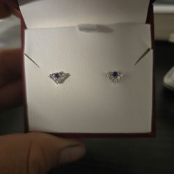 Earings Dimond AND Sapphire Lab Grown 