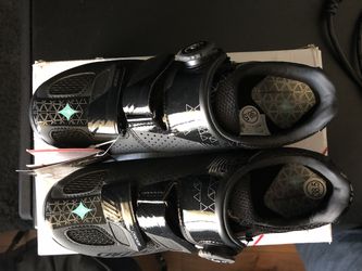 Specialized women’s MTB shoes