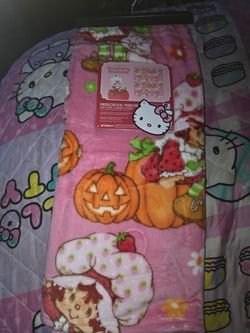 Strawberry Shortcake 🍰 Halloween Toddler Blanket