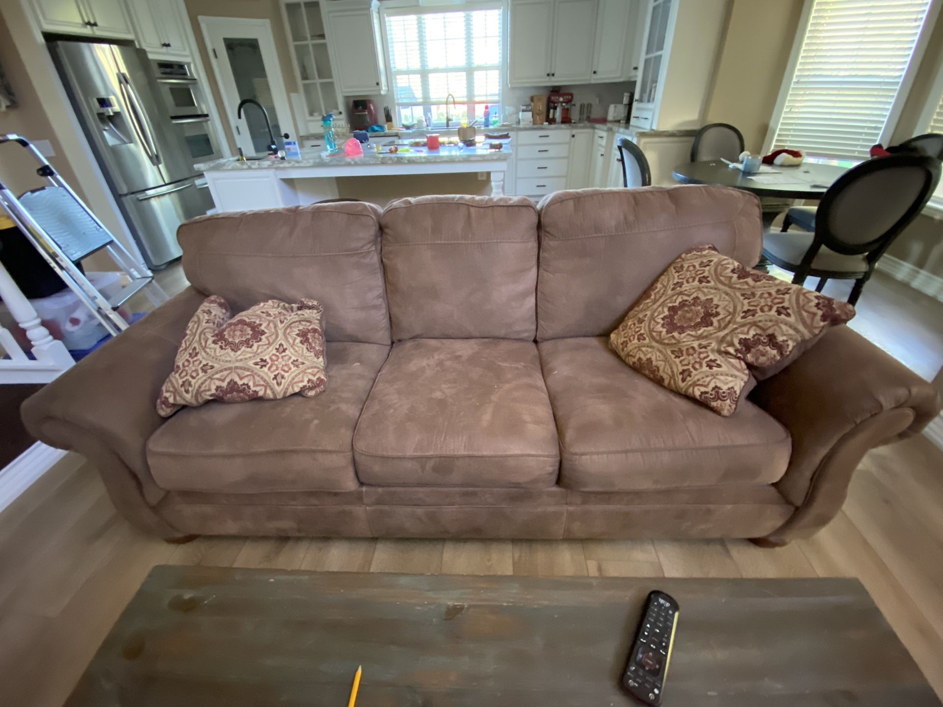 Free Sofa and Chair 
