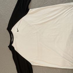 Nike Y Shirt XL