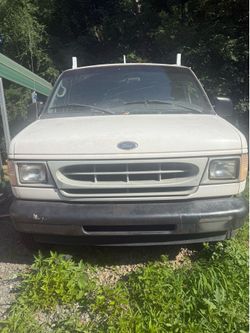Van 2001 con 365365 millas