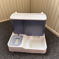 Automatic Pet Feeder + Water Bowl – Brand New