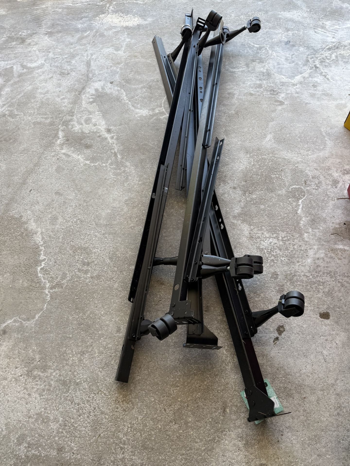 Bed frame $15