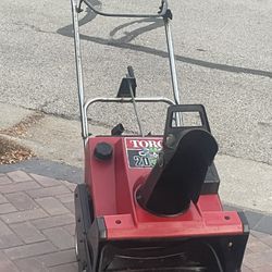 Toro 2000E 2 Stage Snowblower 