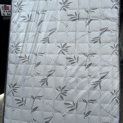 Queen Size Reversible Pillow Top Mattress 