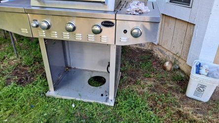 Bbq pit.