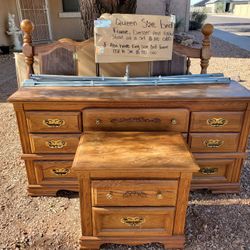 Queen Bedroom Set