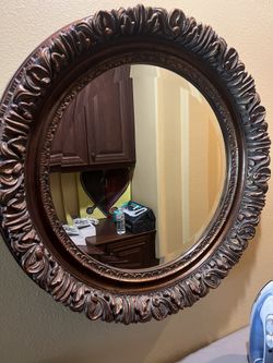Round Mirror With Frame Great Condition