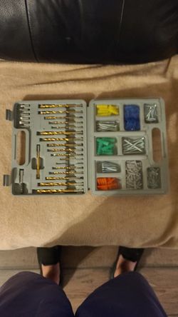 305 peice assorted drill bit set