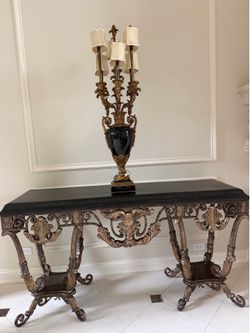 Table lamp