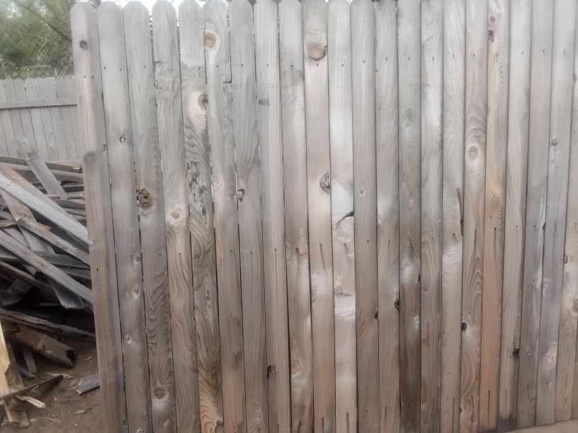 8- Nearly New Wood Fence Panels