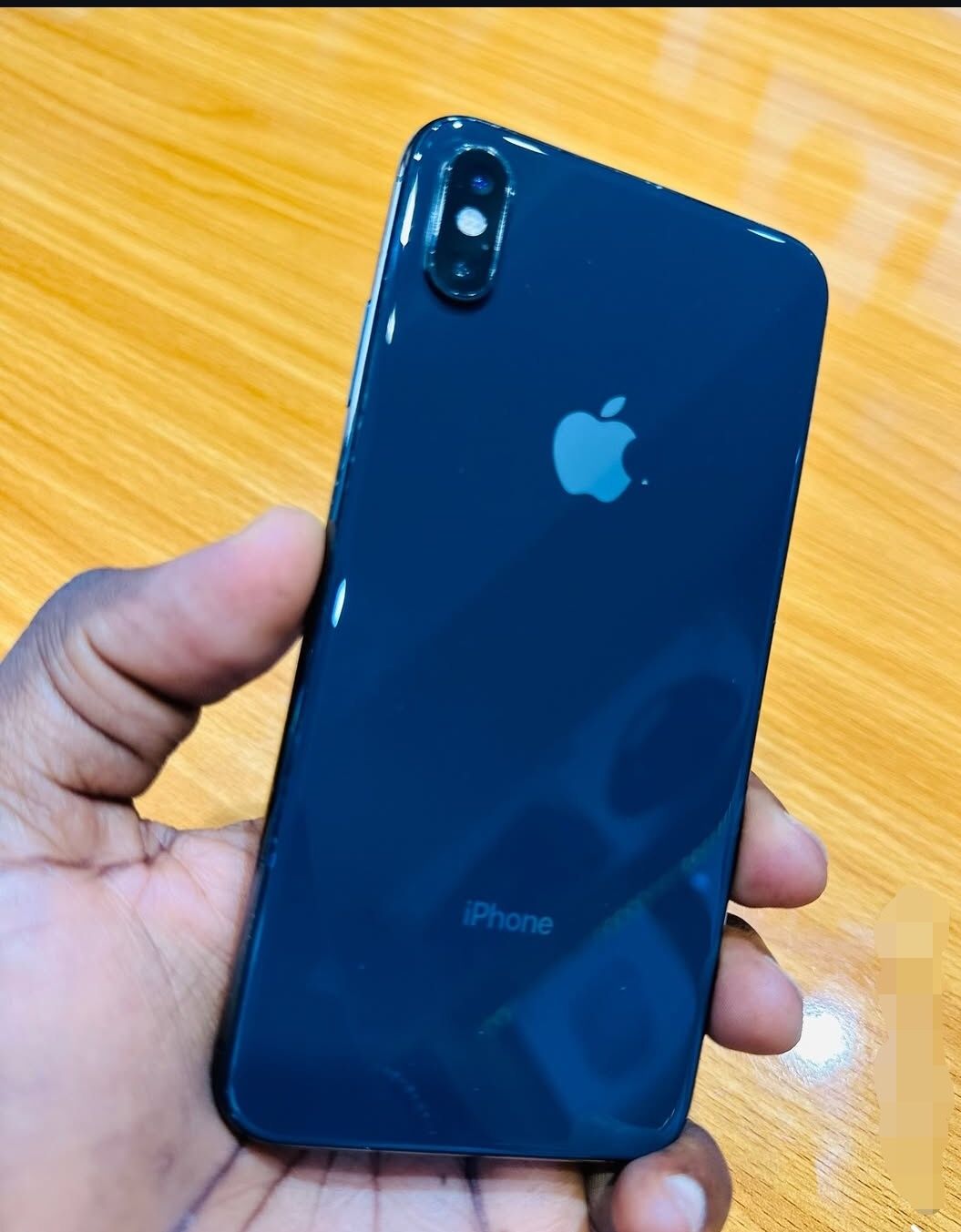iPhone XS Max Unlocked With Warranty