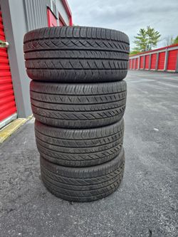 245 45 17 kumho ecsta  4X2