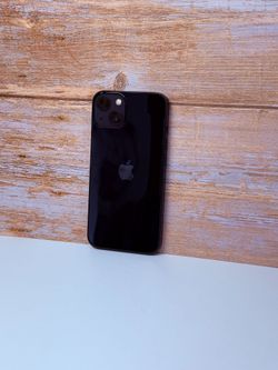 iPhone 13 - Unlocked - 128GB 