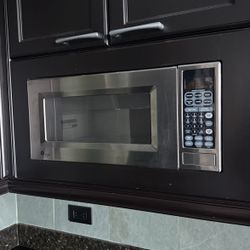 GE Spacemaker 2 Microwave