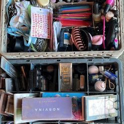 Big Lot Of Beauty Products