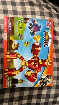 Skylanders giants mega bloks