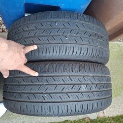 Set of 4 used Tires good conditions.