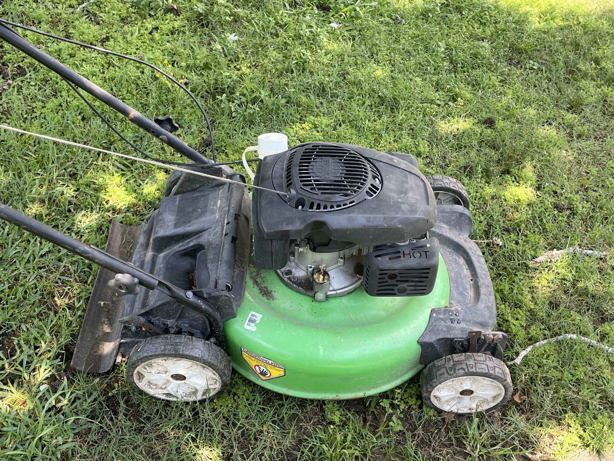 Self propelled Lawn Mower (John Deere)