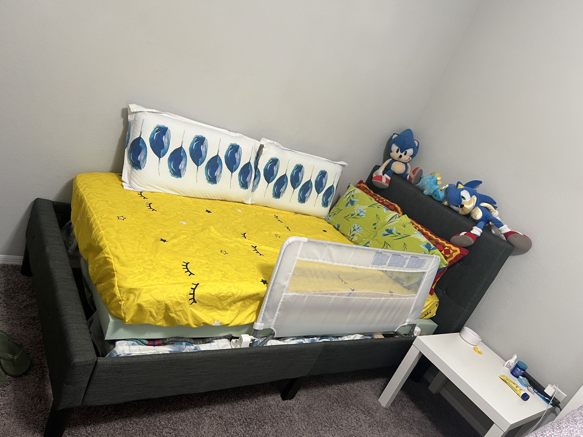 Single bed With Mattress And Topper