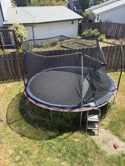 Trampoline
