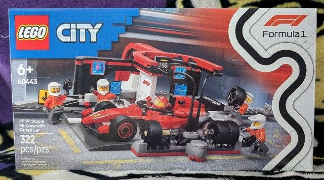 Lego City F1 Pit Stop & Pit Crew with Ferrari Car 60443
