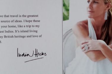 India Hicks Full/Queen Quilt 2 Standard Shams